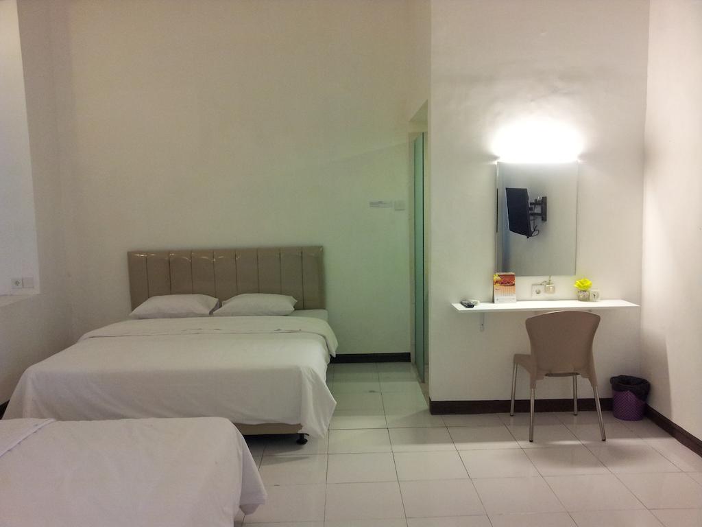 Loxy Inn Surabaya Camera foto
